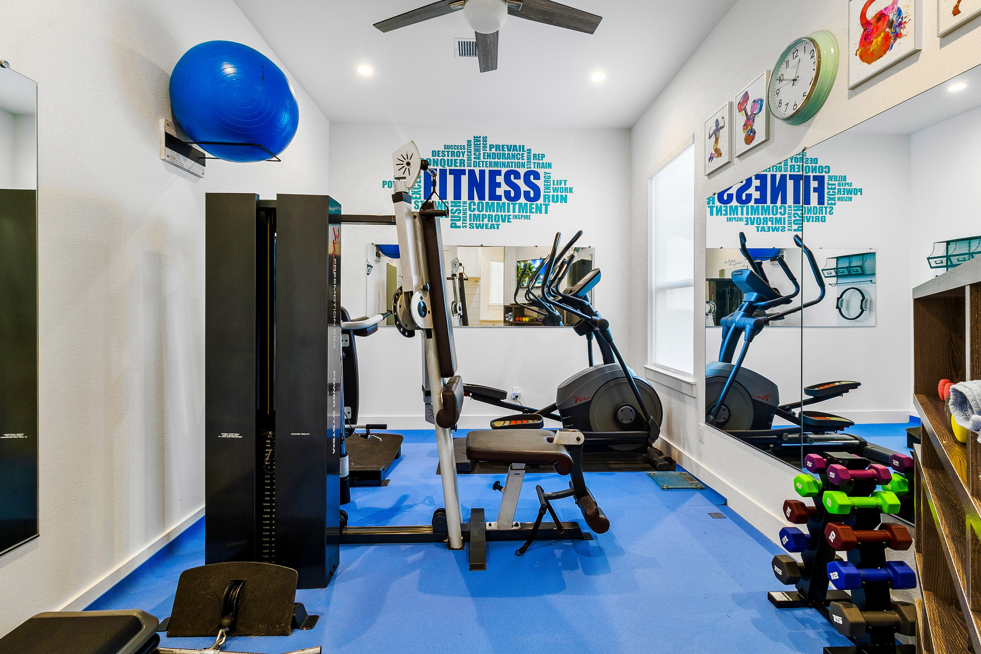 Home gym with equipment